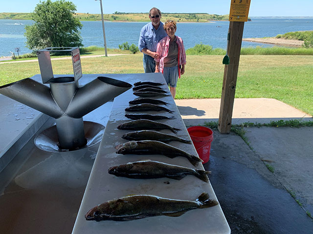 Hutch's Guide Service South Dakota Walleye Fishing